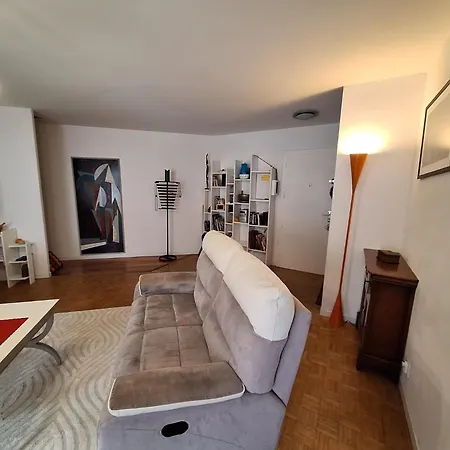 A Thonon, Proche Thermes Apartmán *