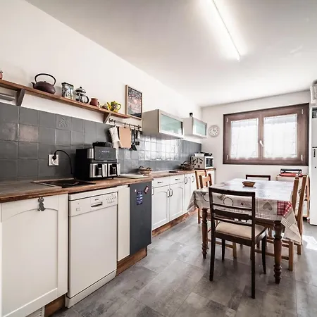 à Thonon, Proche Thermes Apartamento